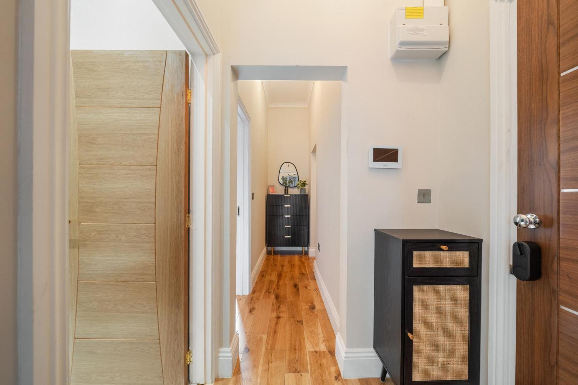 Апартаменты House Of Cambridge Gardens In Notting Hill Лондон Экстерьер фото